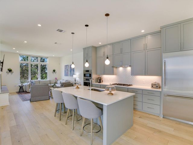 2610 Watkins WAY, Austin, TX 78746