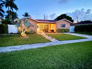 206 SE 3rd Pl, Dania Beach, FL 33004