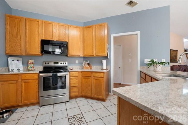 11932 Fox Glen Road, Charlotte, NC 28269