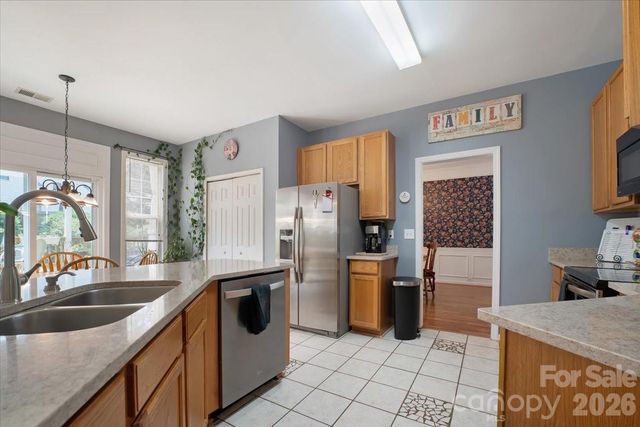 11932 Fox Glen Road, Charlotte, NC 28269