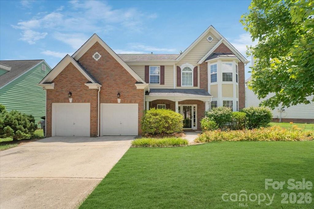 11932 Fox Glen Road, Charlotte, NC 28269