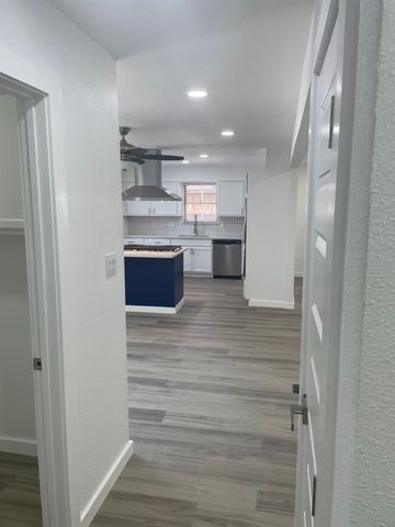 9107 Lindaro Lane, Dallas, TX 75228