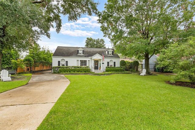 834 Lamonte Lane, Houston, TX 77018