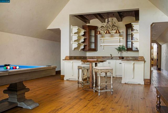 7 Country Oak Ln, Alamo, CA 94507