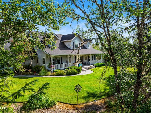 3620 Demaray Drive, Grants Pass, OR 97527