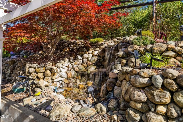 3620 Demaray Drive, Grants Pass, OR 97527