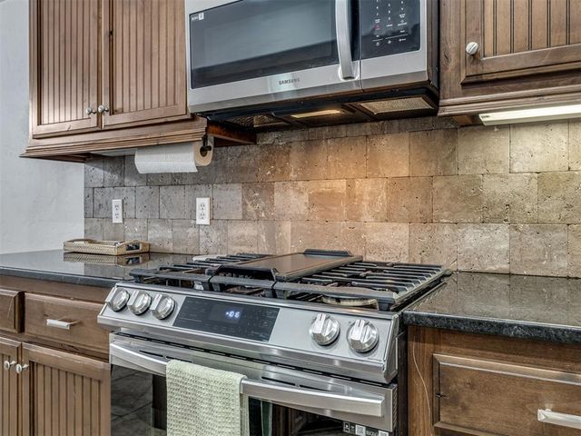 3209 SE 33rd Street, Moore, OK 73065