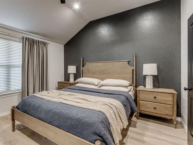 3209 SE 33rd Street, Moore, OK 73065