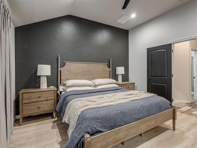 3209 SE 33rd Street, Moore, OK 73065