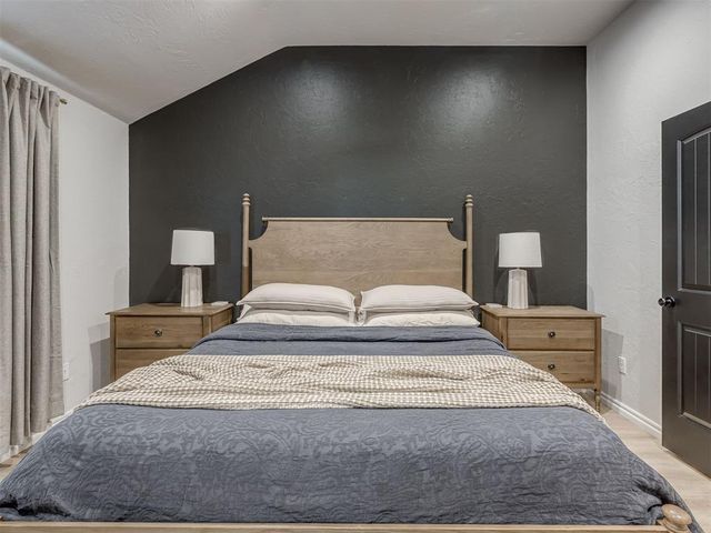 3209 SE 33rd Street, Moore, OK 73065