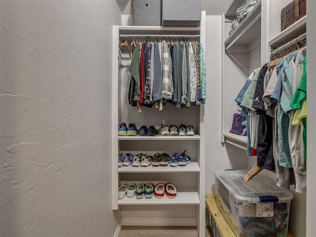 3209 SE 33rd Street, Moore, OK 73065