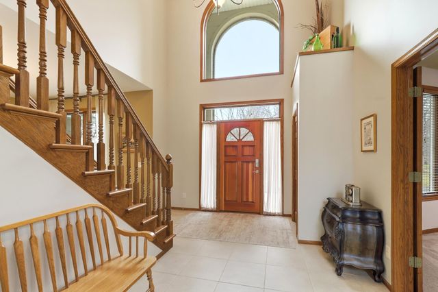 4561 Oak Pond Road, Eagan, MN 55123