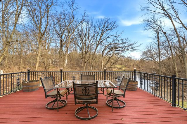 4561 Oak Pond Road, Eagan, MN 55123