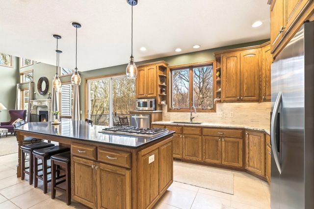 4561 Oak Pond Road, Eagan, MN 55123