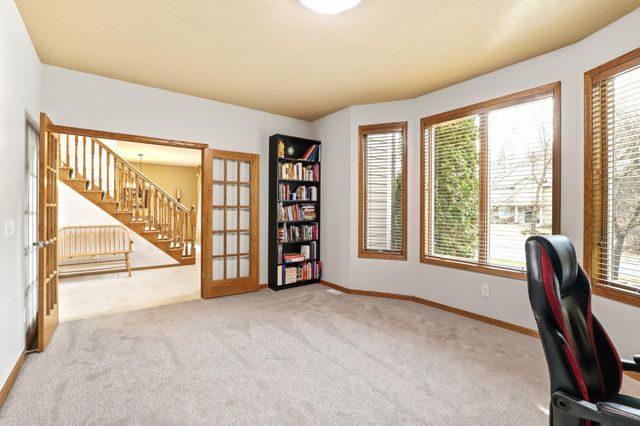 4561 Oak Pond Road, Eagan, MN 55123