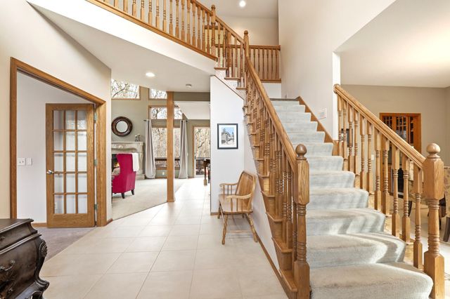 4561 Oak Pond Road, Eagan, MN 55123