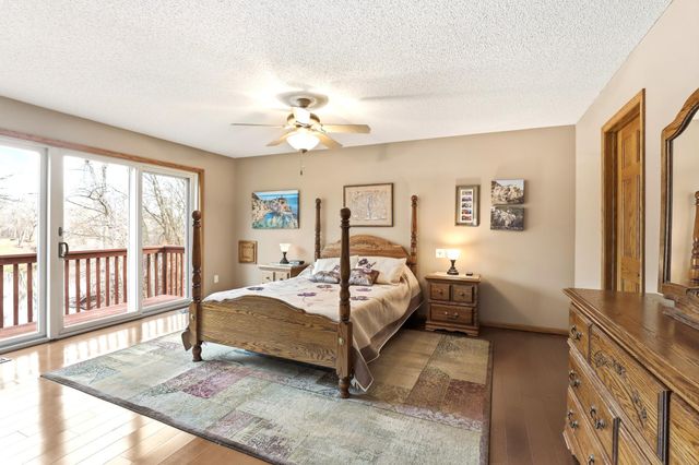 4561 Oak Pond Road, Eagan, MN 55123