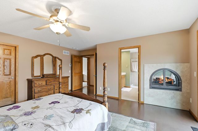 4561 Oak Pond Road, Eagan, MN 55123