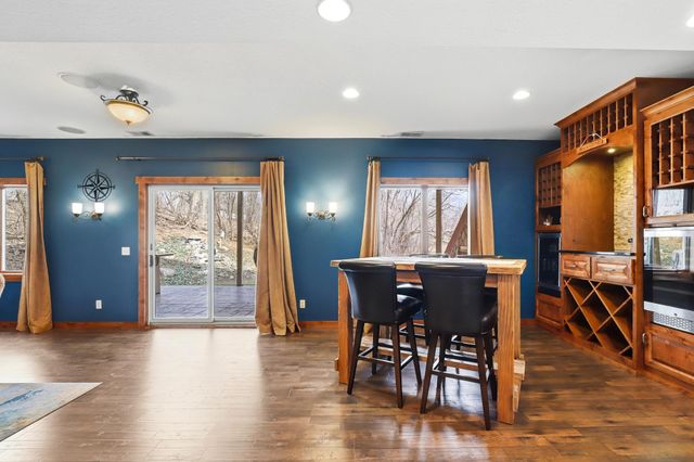 4561 Oak Pond Road, Eagan, MN 55123