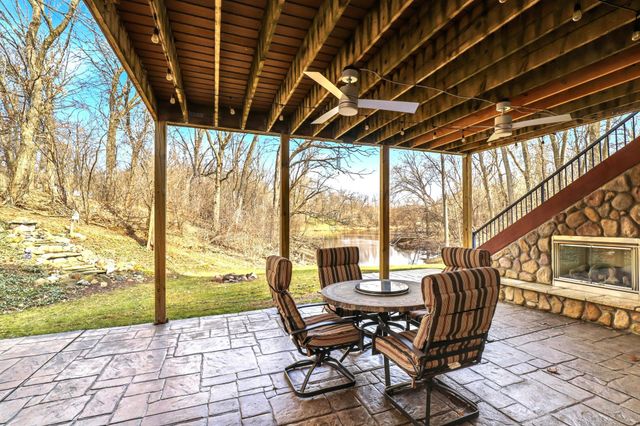 4561 Oak Pond Road, Eagan, MN 55123