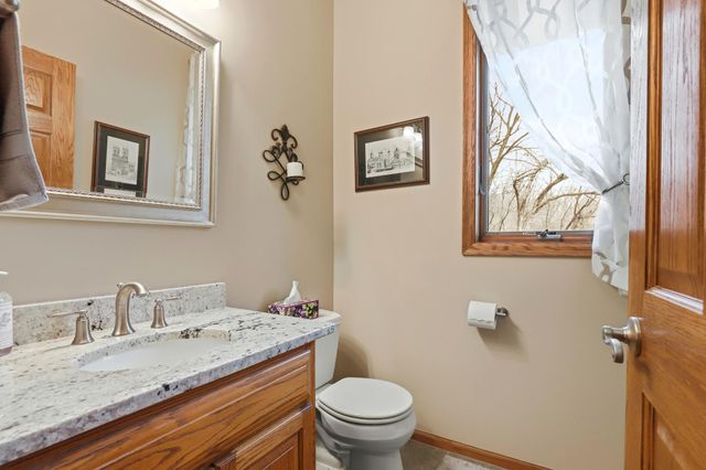 4561 Oak Pond Road, Eagan, MN 55123