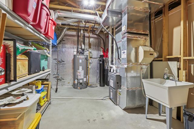 4561 Oak Pond Road, Eagan, MN 55123