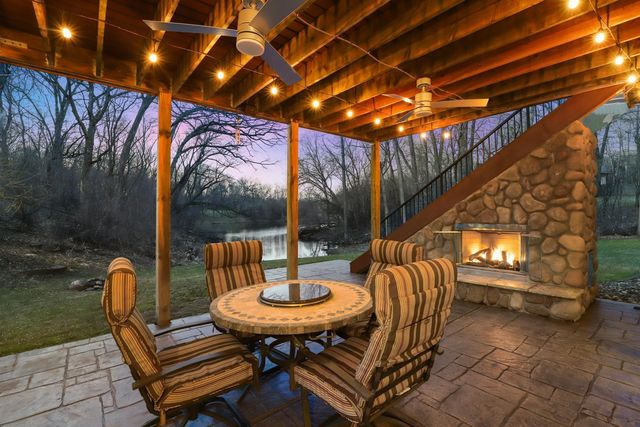 4561 Oak Pond Road, Eagan, MN 55123