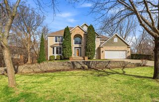 4561 Oak Pond Road, Eagan, MN 55123