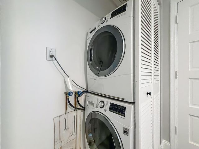 1000 NW 13th Street 201a, Boca Raton, FL 33486