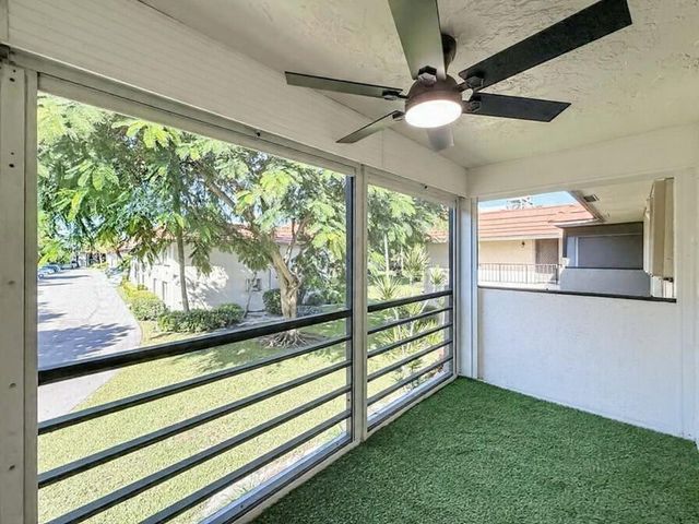 1000 NW 13th Street 201a, Boca Raton, FL 33486