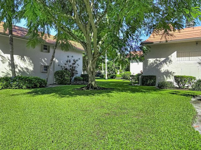 1000 NW 13th Street 201a, Boca Raton, FL 33486