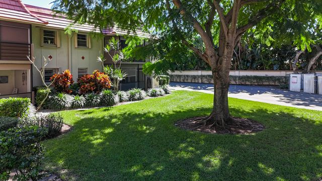 1000 NW 13th Street 201a, Boca Raton, FL 33486