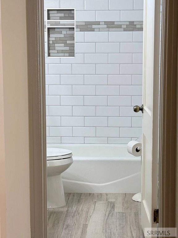 Image 12 of property listing at 465 8th Street, Idaho Falls, ID 83401