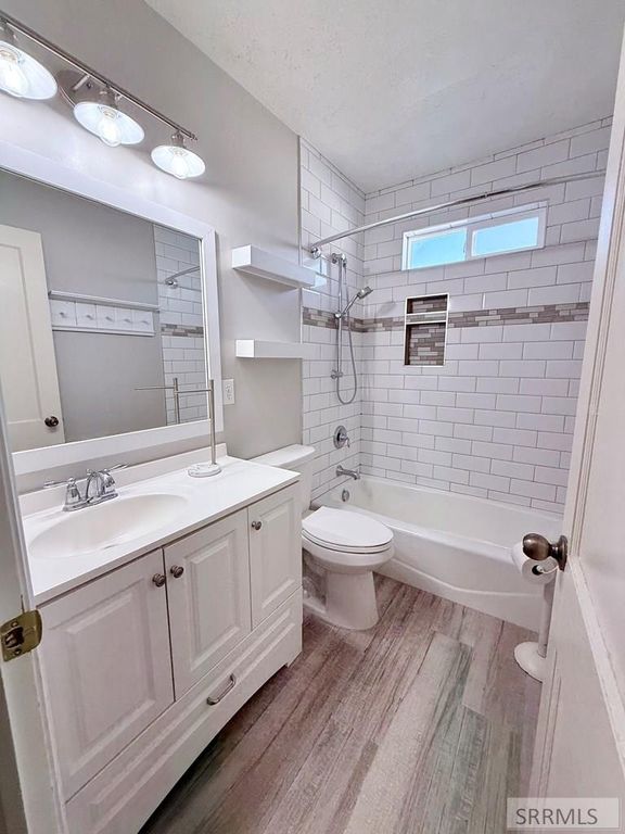 Image 13 of property listing at 465 8th Street, Idaho Falls, ID 83401