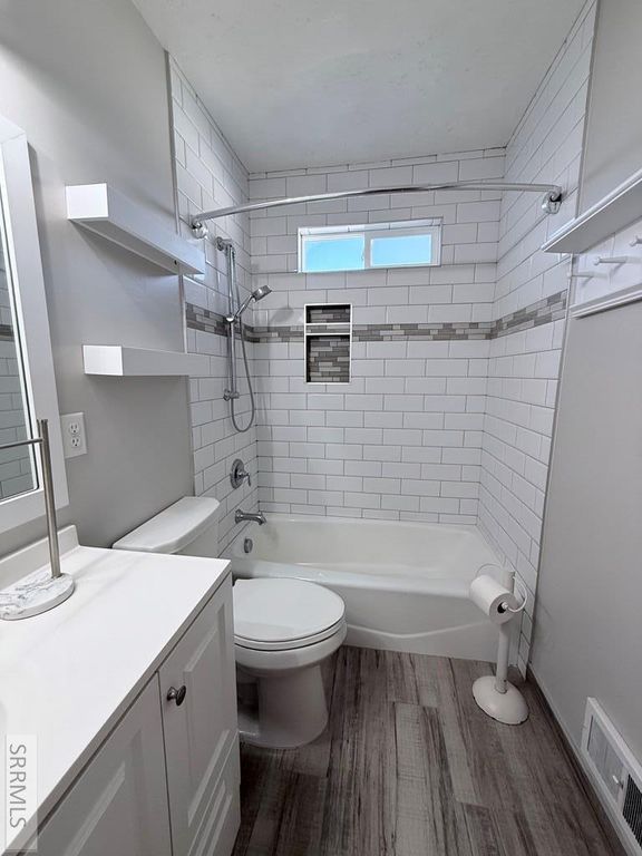 Image 14 of property listing at 465 8th Street, Idaho Falls, ID 83401