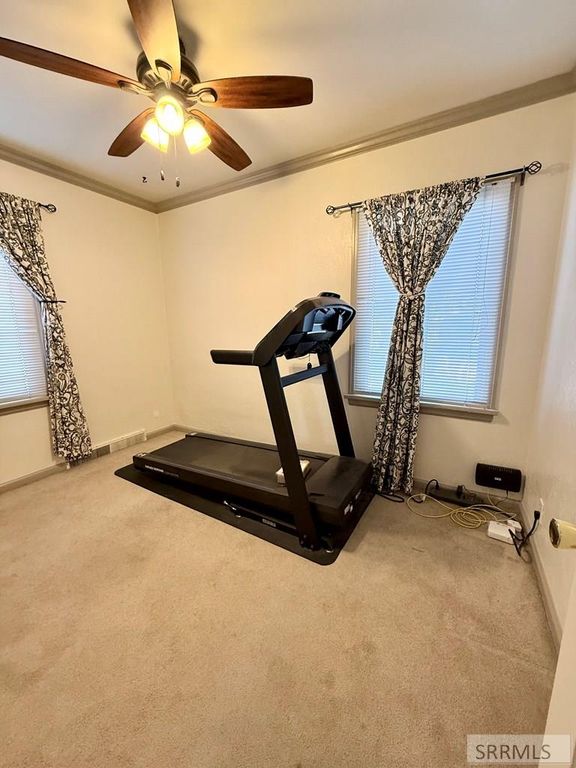 Image 16 of property listing at 465 8th Street, Idaho Falls, ID 83401