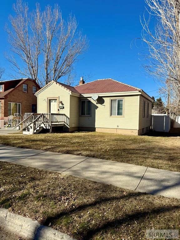 Image 2 of property listing at 465 8th Street, Idaho Falls, ID 83401