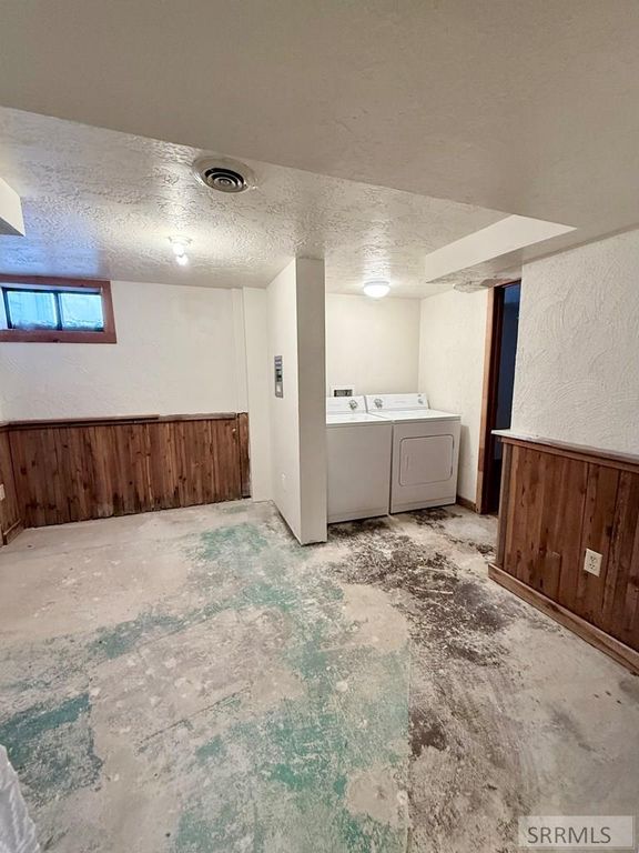 Image 21 of property listing at 465 8th Street, Idaho Falls, ID 83401