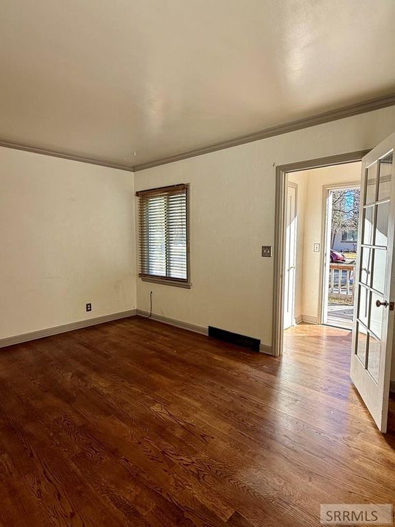 Image 3 of property listing at 465 8th Street, Idaho Falls, ID 83401