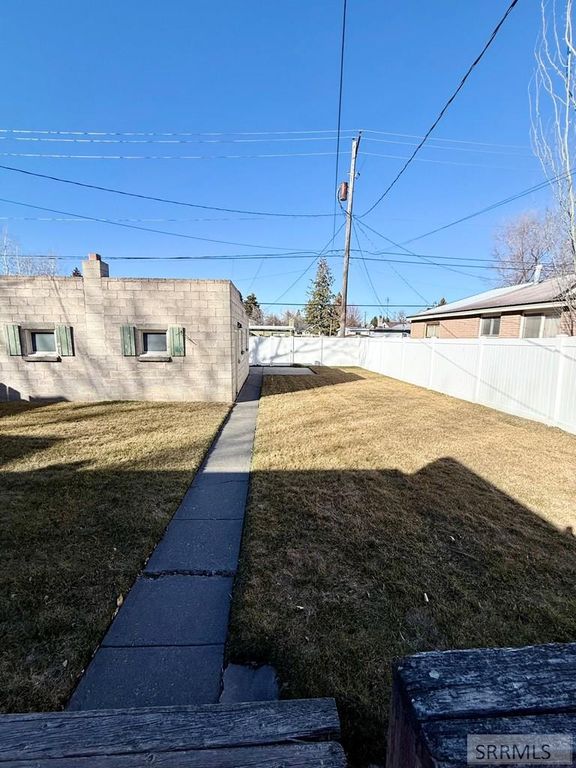Image 31 of property listing at 465 8th Street, Idaho Falls, ID 83401