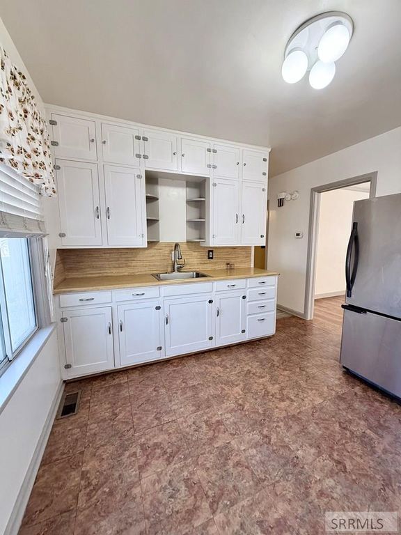 Image 7 of property listing at 465 8th Street, Idaho Falls, ID 83401