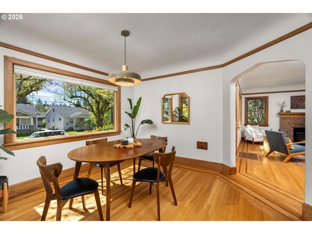 3563 Ne MORRIS St, Portland, OR 97212