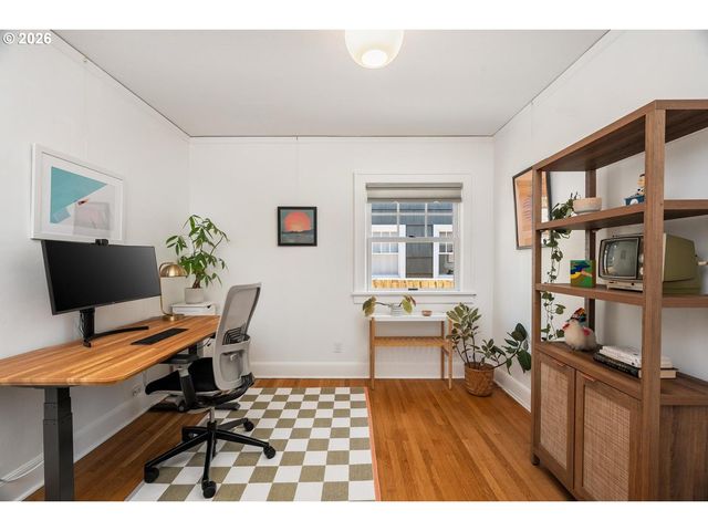 3563 Ne MORRIS St, Portland, OR 97212