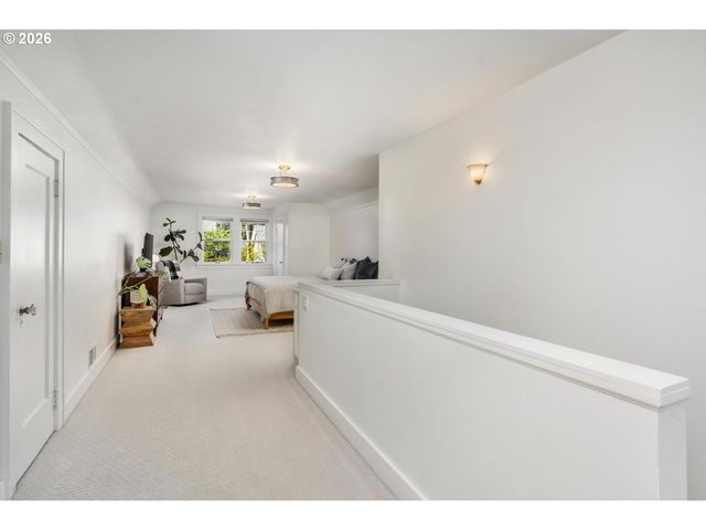 3563 Ne MORRIS St, Portland, OR 97212