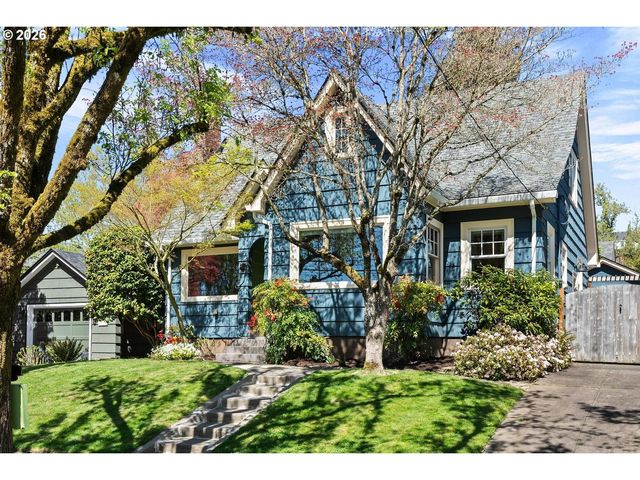 3563 Ne MORRIS St, Portland, OR 97212