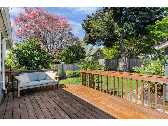 3563 Ne MORRIS St, Portland, OR 97212