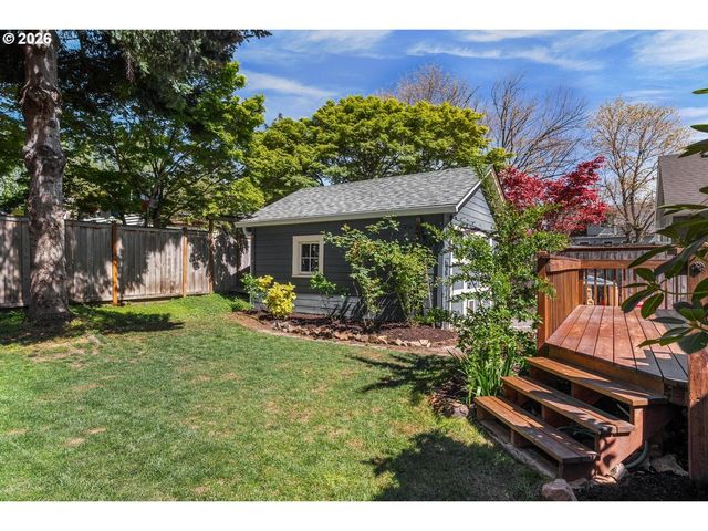 3563 Ne MORRIS St, Portland, OR 97212