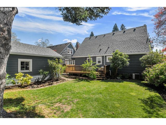 3563 Ne MORRIS St, Portland, OR 97212