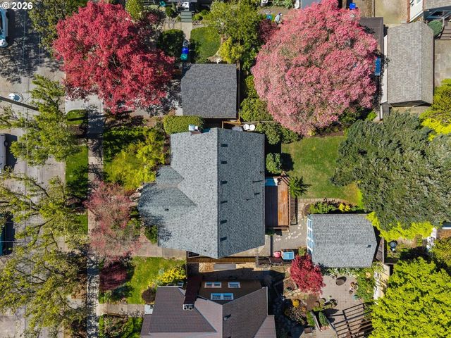 3563 Ne MORRIS St, Portland, OR 97212