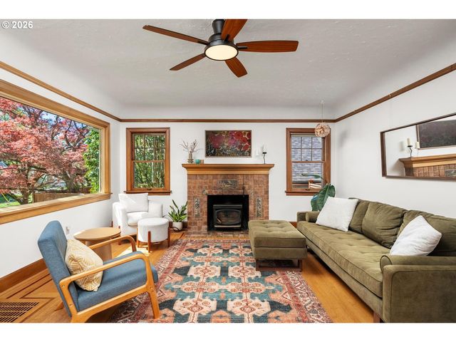 3563 Ne MORRIS St, Portland, OR 97212